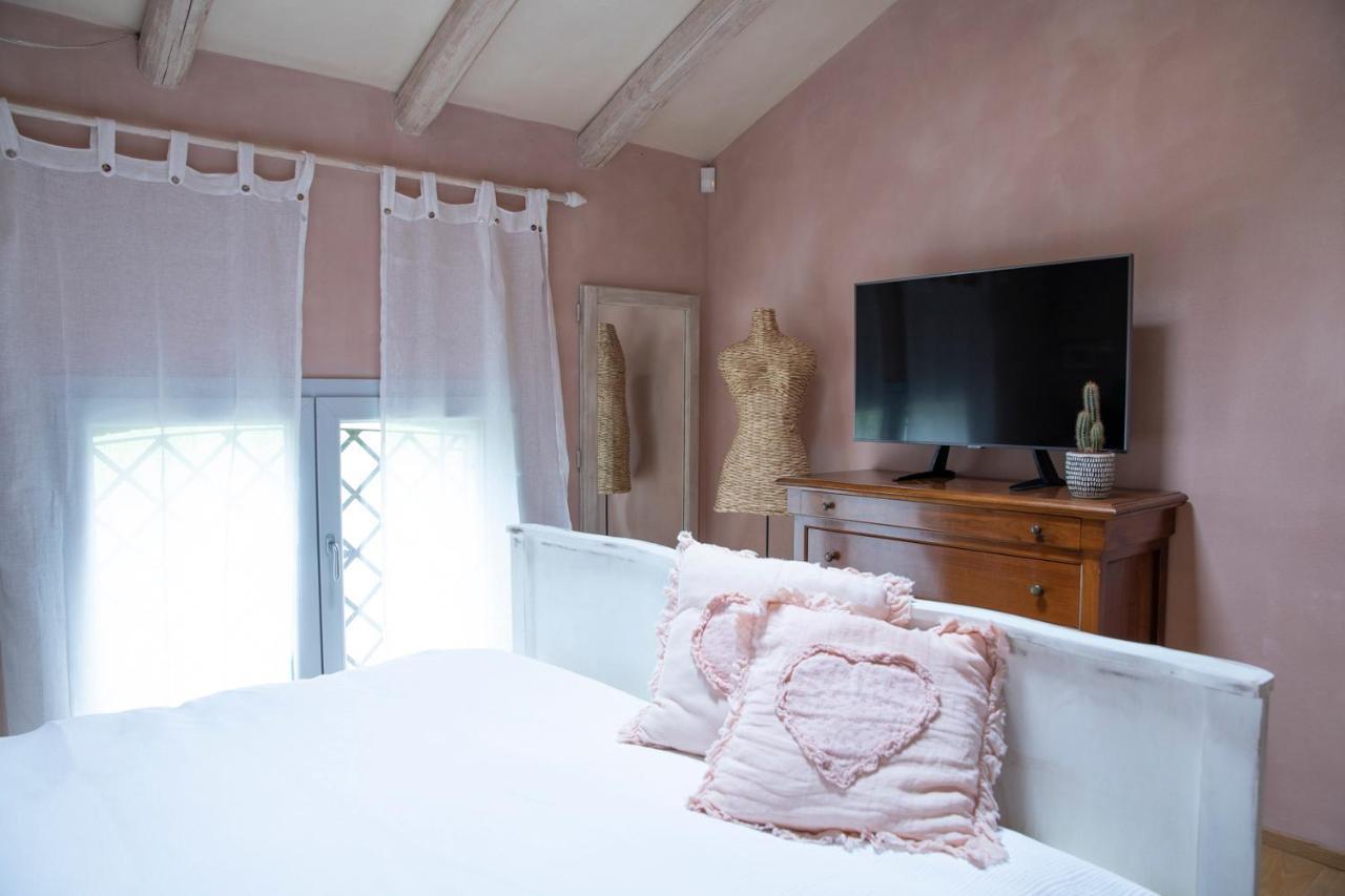 * * * * * Splendida Casa Di Campagna Кастеназо Экстерьер фото