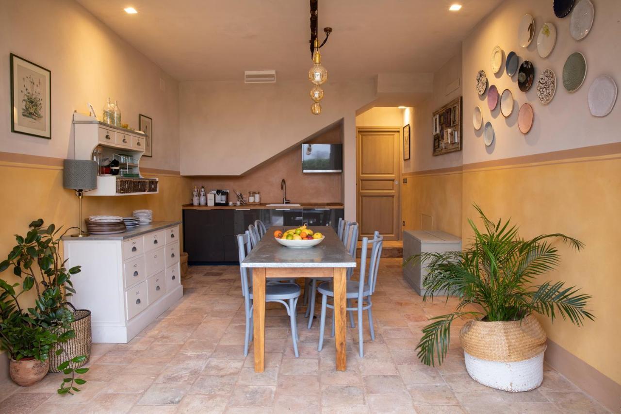 * * * * * Splendida Casa Di Campagna Кастеназо Экстерьер фото